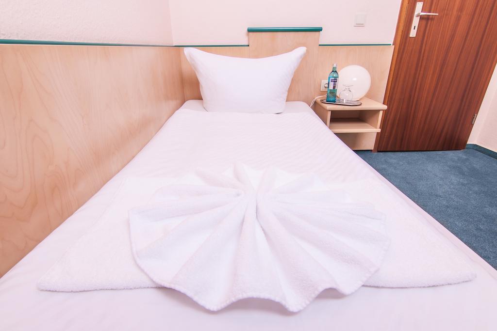 Hotel-Pension Odin Berlin Bilik gambar